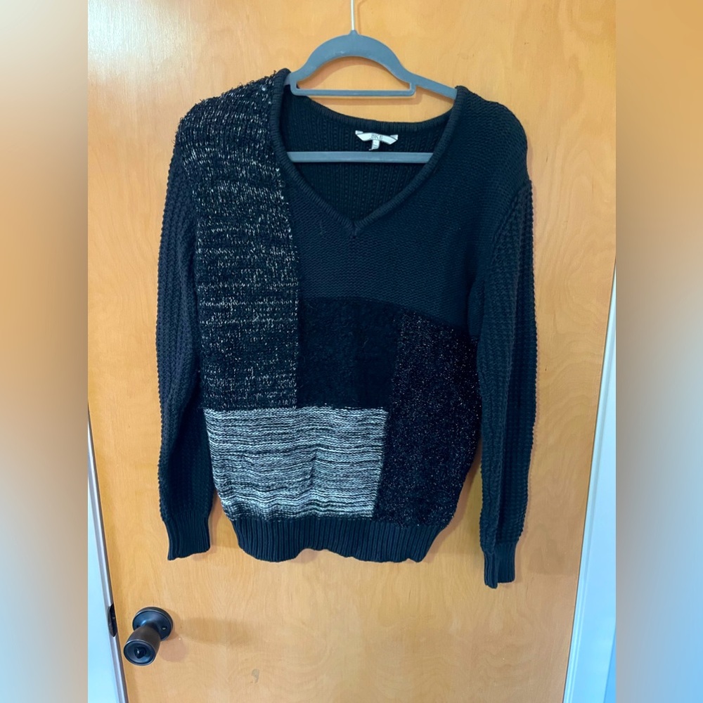 Buckle sweater
